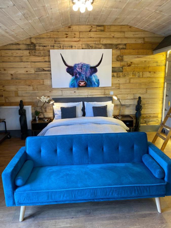 Willow Court Farm Studio East & Petting Farm, 8 Mins To Legoland & Windsor, 15 Mins To Lapland Uk ภายนอก รูปภาพ