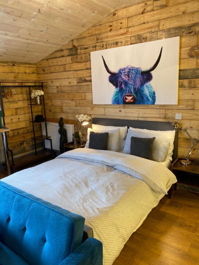 Willow Court Farm Studio East & Petting Farm, 8 Mins To Legoland & Windsor, 15 Mins To Lapland Uk ภายนอก รูปภาพ