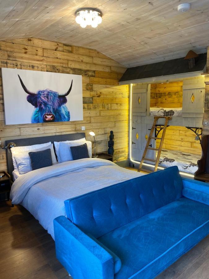 Willow Court Farm Studio East & Petting Farm, 8 Mins To Legoland & Windsor, 15 Mins To Lapland Uk ภายนอก รูปภาพ