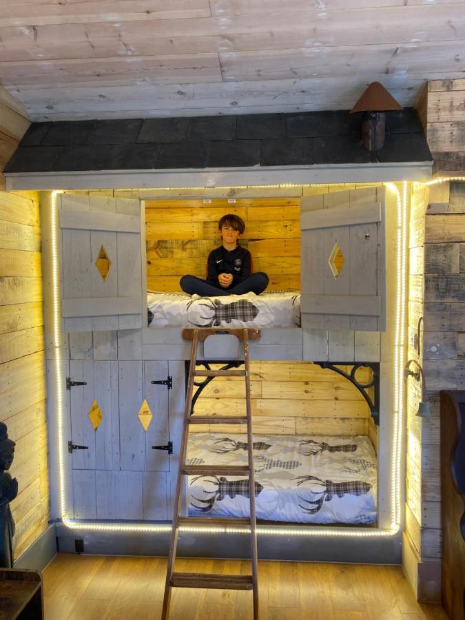 Willow Court Farm Studio East & Petting Farm, 8 Mins To Legoland & Windsor, 15 Mins To Lapland Uk ภายนอก รูปภาพ